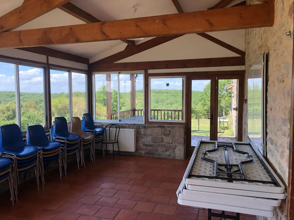 Gite Des Clauzels Roussayrolles Aparthotel